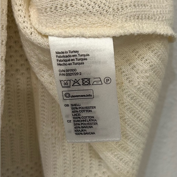 H&M Women's Embroidered Cutwork Tank Top - Picture 4 of 4